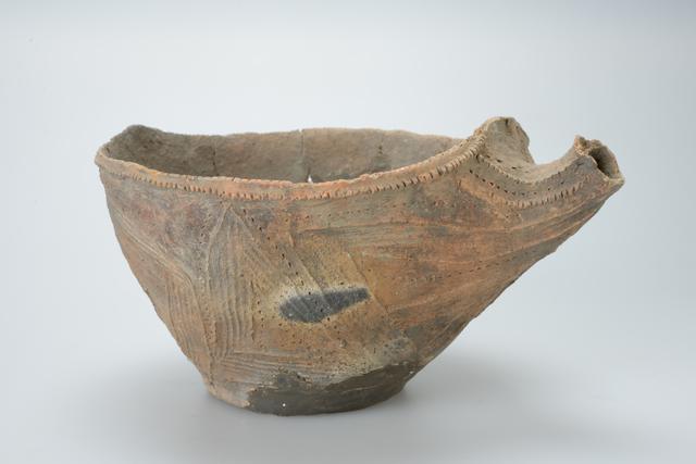Kohoku C<sub>2</sub>-D type pottery (Spouted pot)