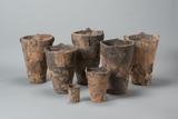 Flat-bottomed rouletted pattern pottery vessels