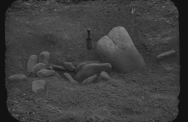 Nishizakiyama Minami Stone Circle (Area 3), stone circle No.1 (from the east)