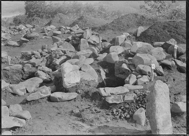 Nishizakiyama Stone Circle (Area 1), stone circles No.1, No.2, No.3, and No.5 (west)