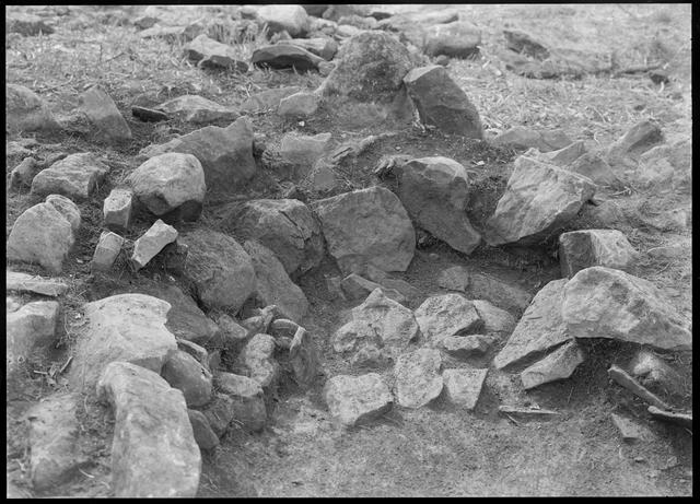 音江環状列石　第3号　墓坑上面の上層（東から撮影）