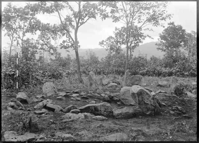 Otoe Stone Circle, stone circle No.5 (from the northwest)