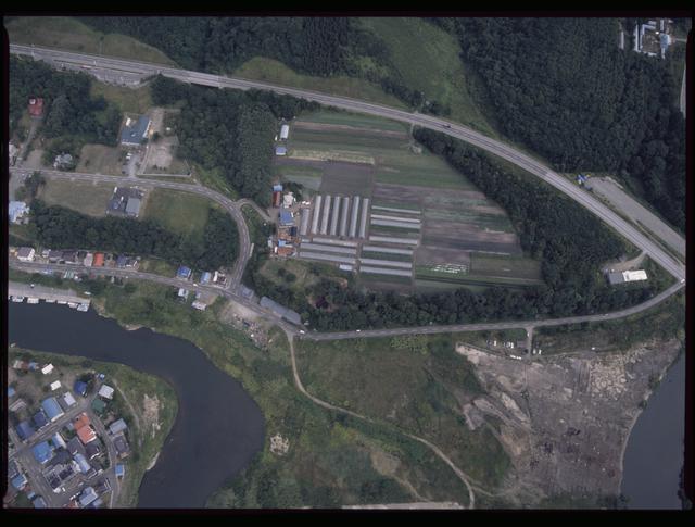 トコロチャシ跡遺跡群全景（真上から、画面上が南東方向）